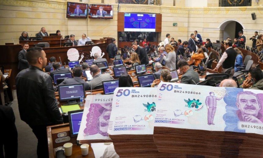 Aprobado el decreto 0550 para incrementar salario de los congresistas 1 Congresistas