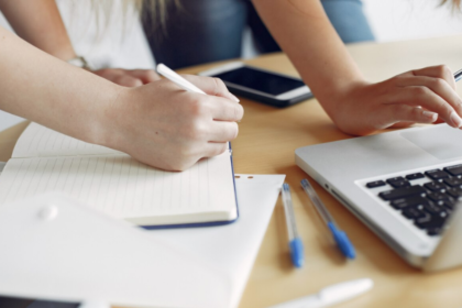 La Inversión en Educación se Reduce Mientras Crecen los Gastos de Funcionamiento